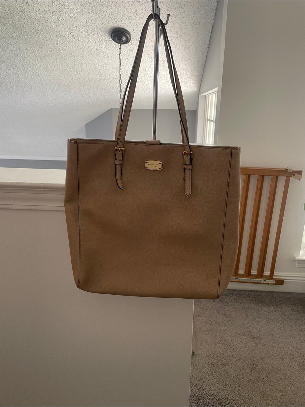 Women's Taupe Leather Tote Bag